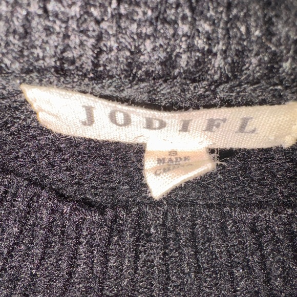 Jodifl Size Small  Black oversize Sweater with crotchet sleeves - Picture 4 of 8